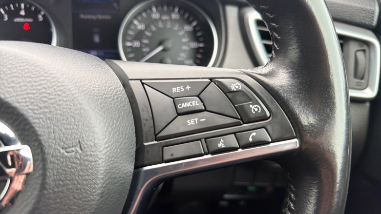 Nissan Qashqai 1.3 DiG-T 160 Tekna+ 5dr DCT Petrol Hatchback